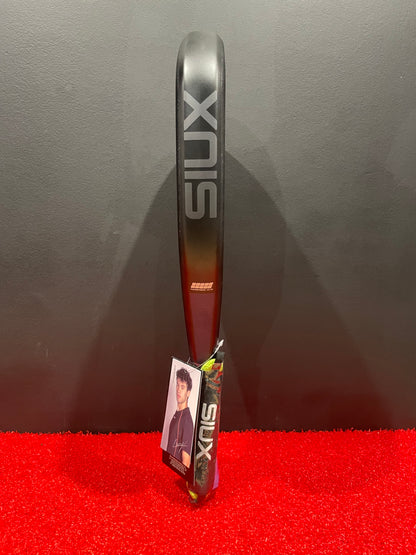 SIUX FENIX PRO BLACK 2026  - LEO AUGSBURGER
