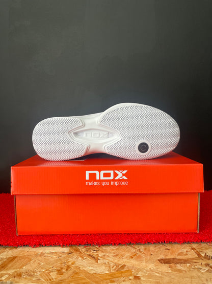 SCARPE NOX AT10 PRO 2026 - BLACK/WHITE