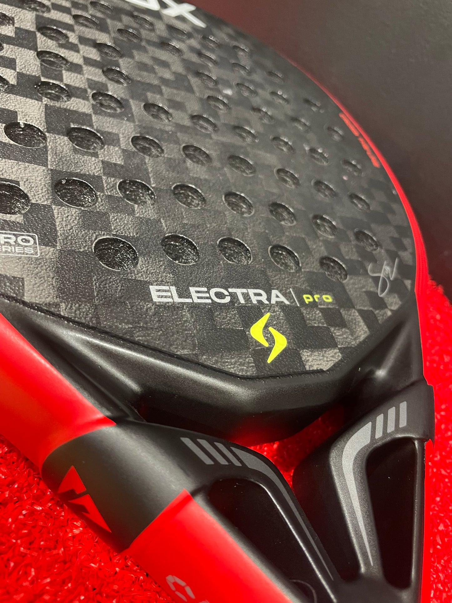 SIUX ELECTRA PRO FIRE RED 2026 - STUPA