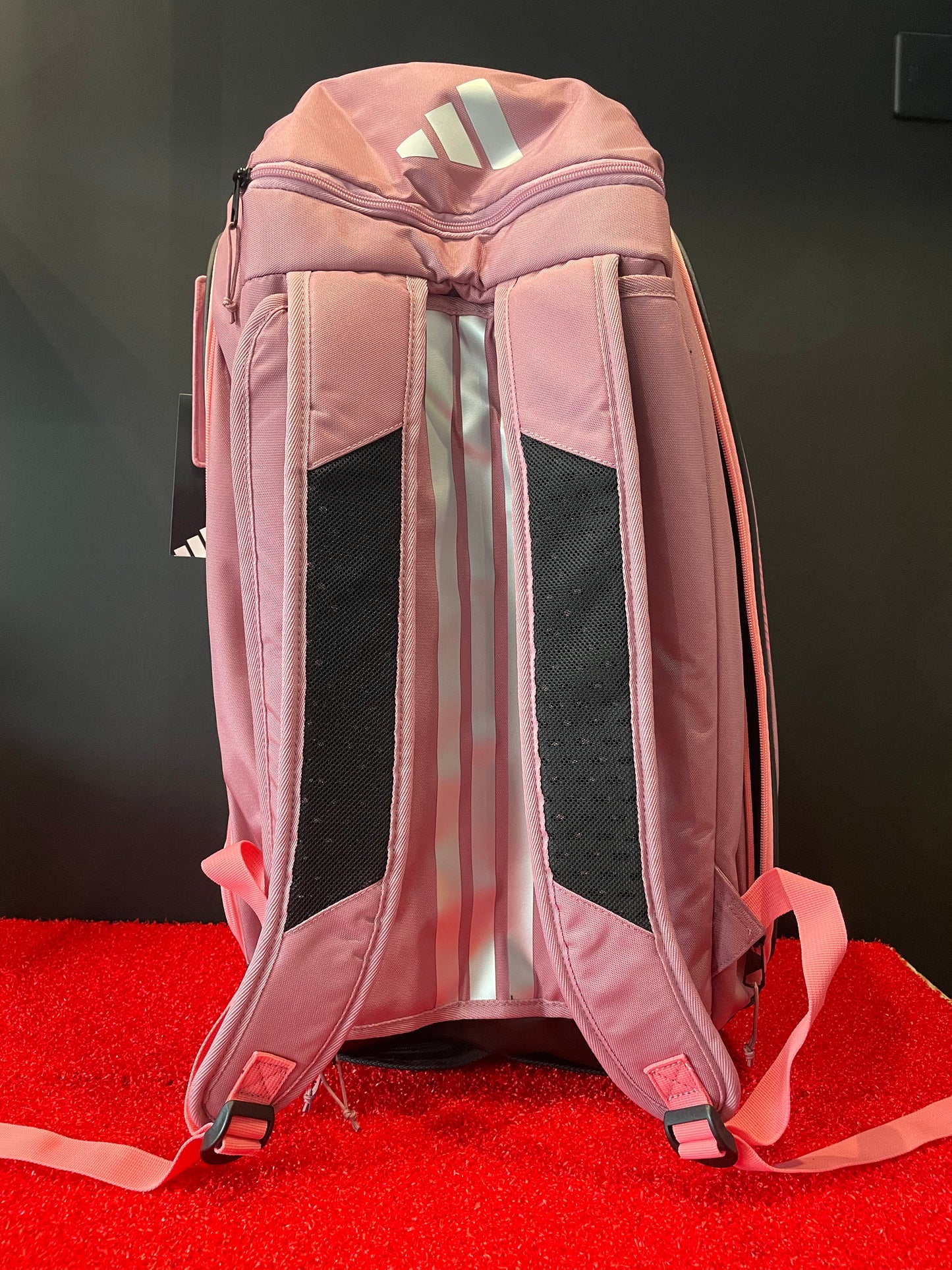 BORSONE ADIDAS PRO TOUR PINK/BLACK - MARTA ORTEGA 2026
