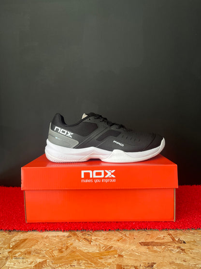 SCARPE NOX AT10 PRO 2026 - BLACK/WHITE