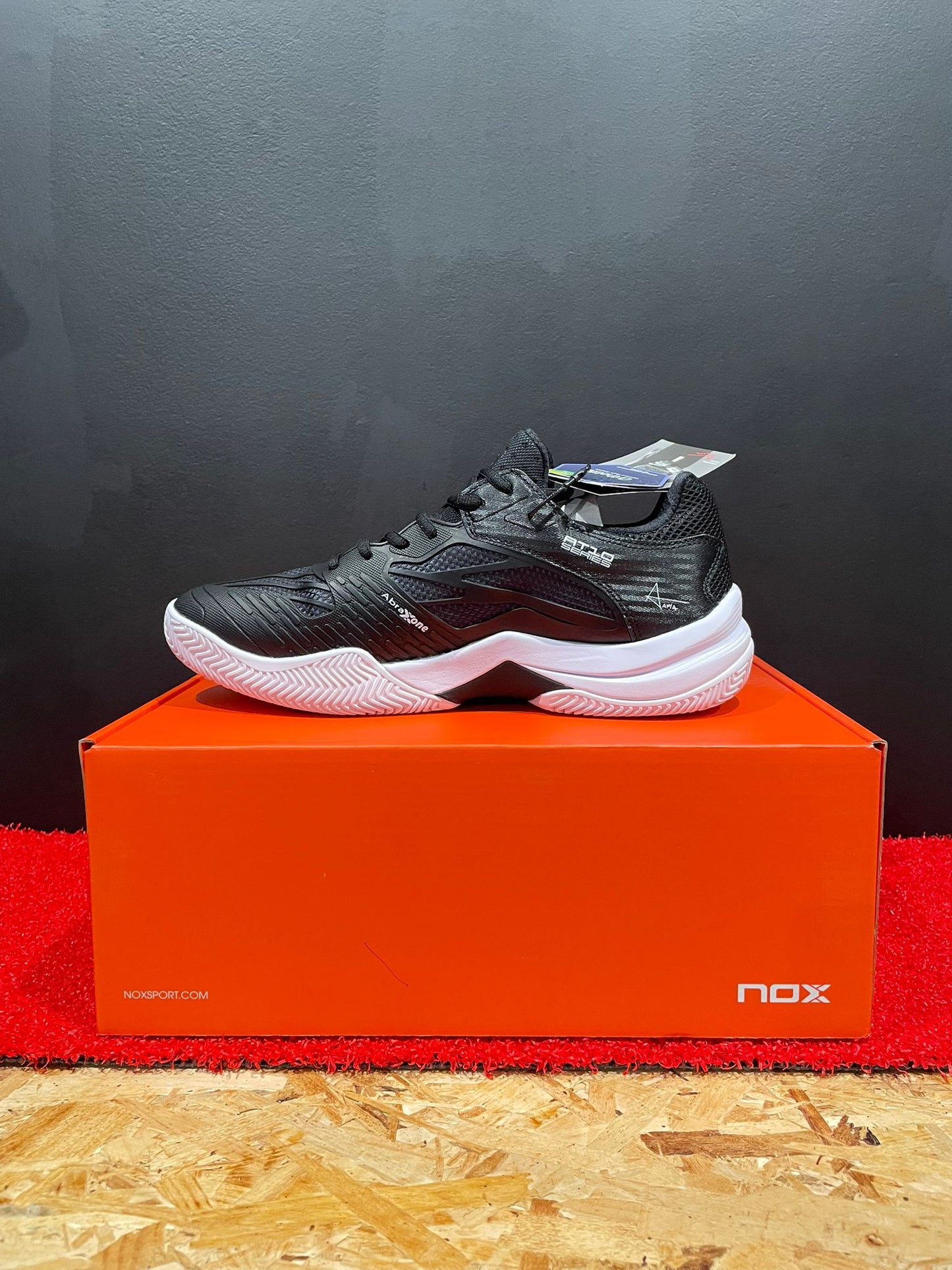 SCARPE NOX AT10 LUX 2026 - BLACK/WHITE