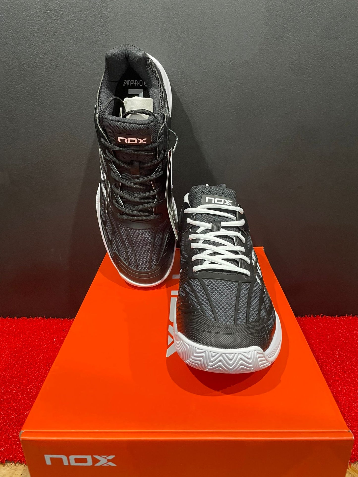 SCARPE NOX AT10 LUX 2026 - BLACK/WHITE